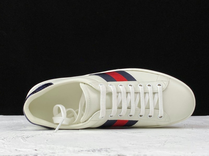 g*u*i ace embroidered low-top sneaker e2275