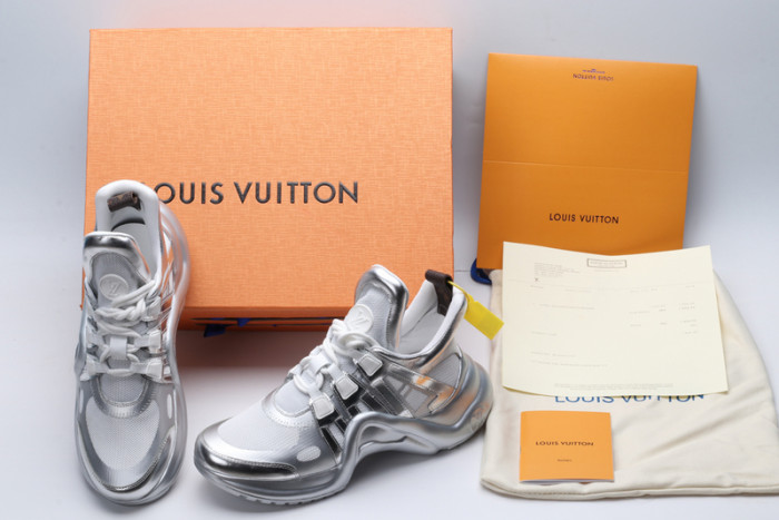 l0vt sneakers