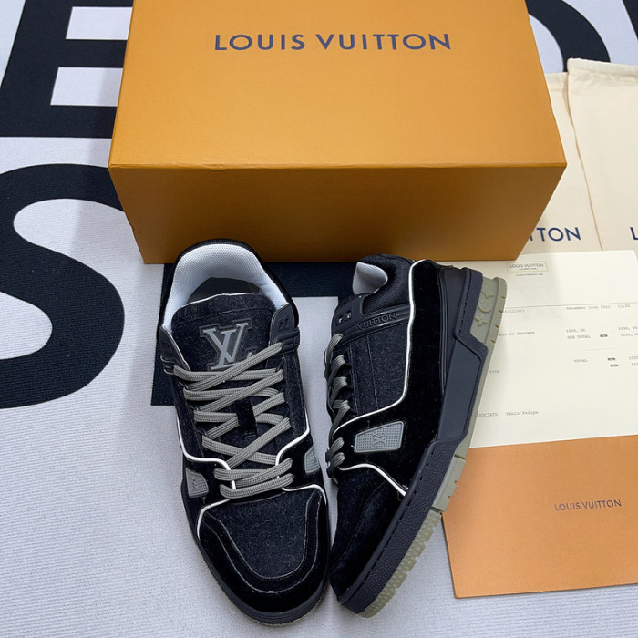 l0vt sneakers