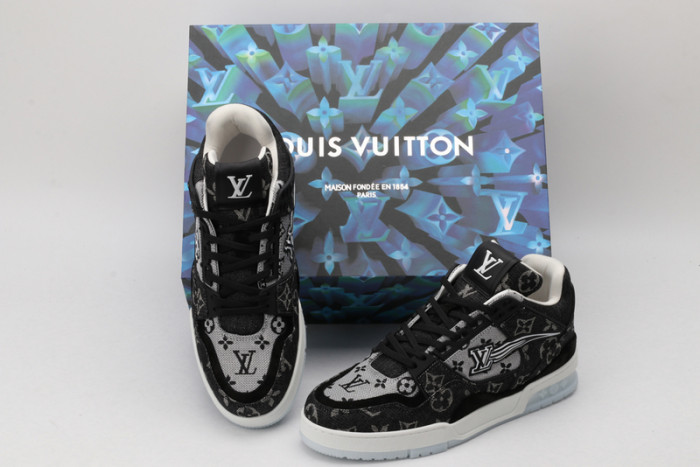 l0vt sneakers