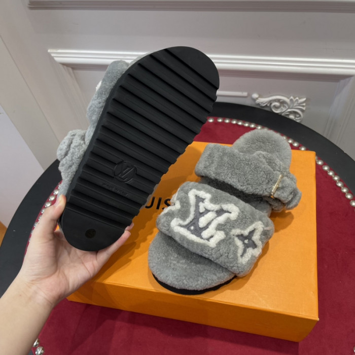 l0vt sneakers