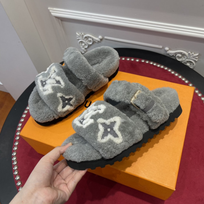 l0vt sneakers