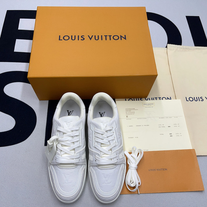 l0vt sneakers