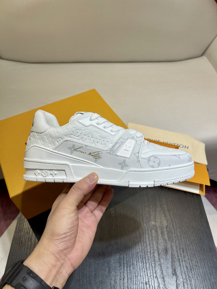 l0vt sneakers