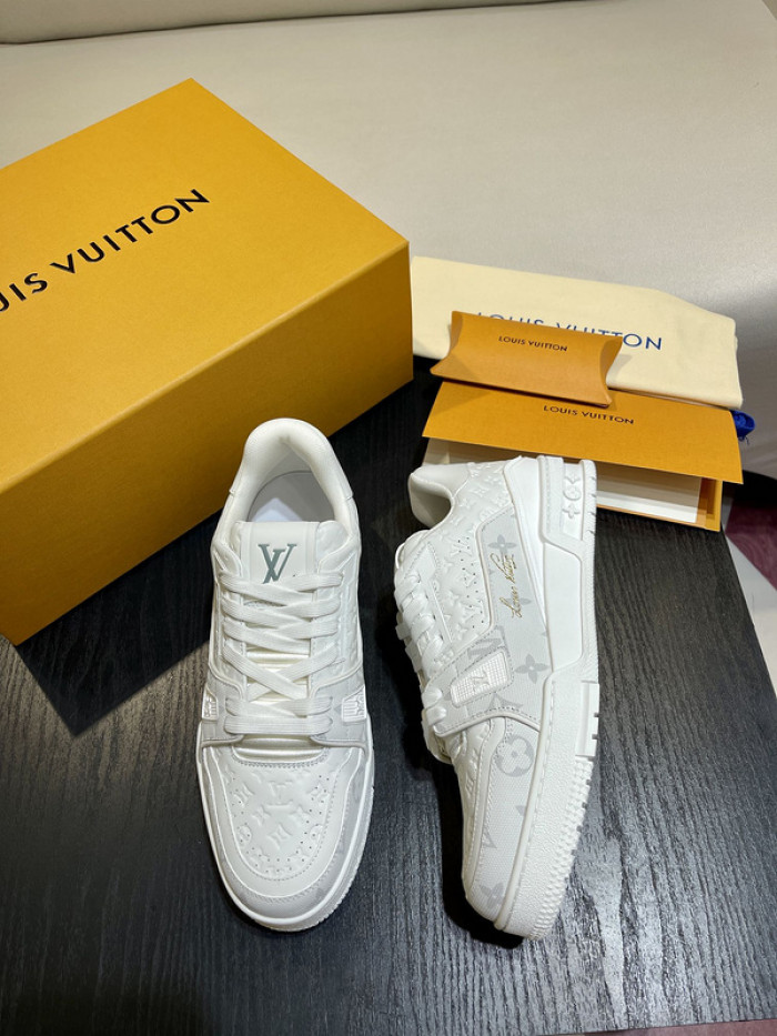 l0vt sneakers