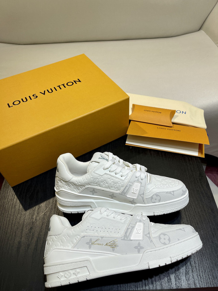 l0vt sneakers