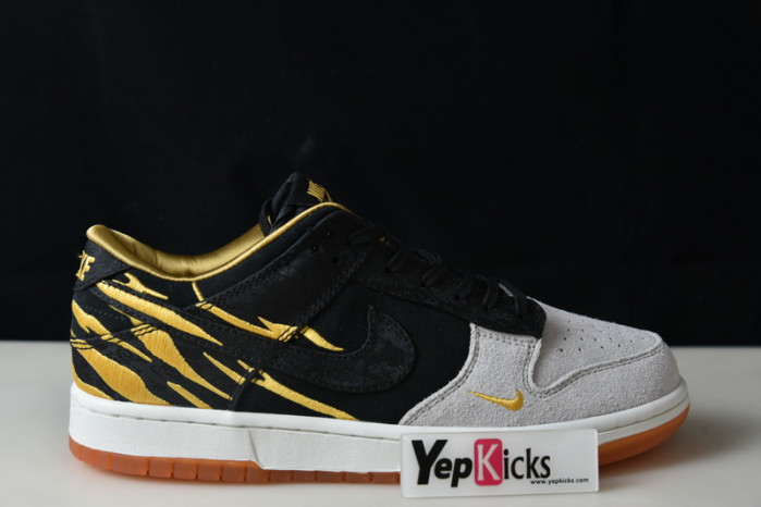 nike dunk low year of the tiger dq5351-001