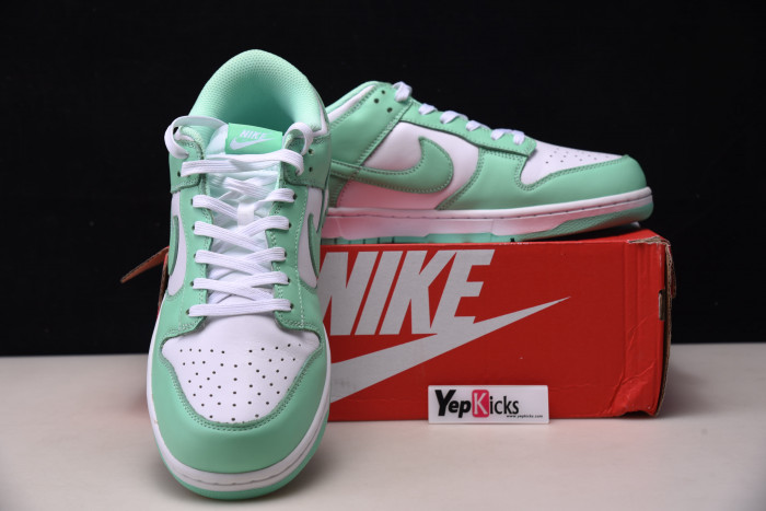 nike dunk low green glow (w) dd1503-105