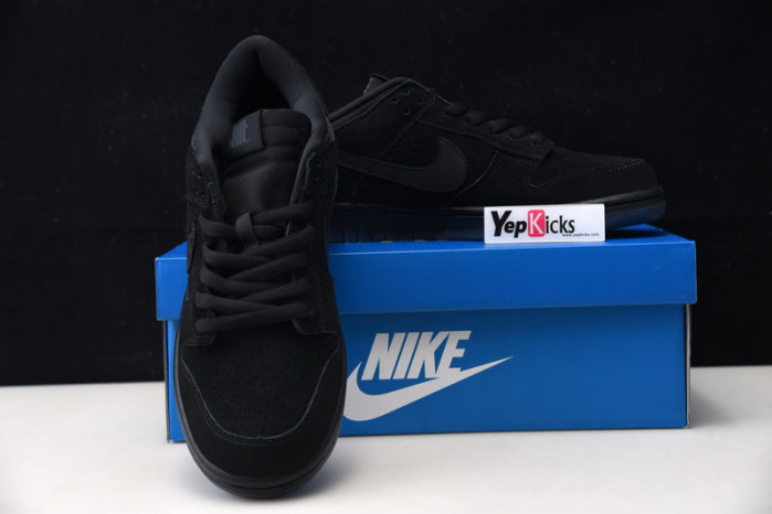 nike dunk low sp undefeated 5 on it black do9329-001