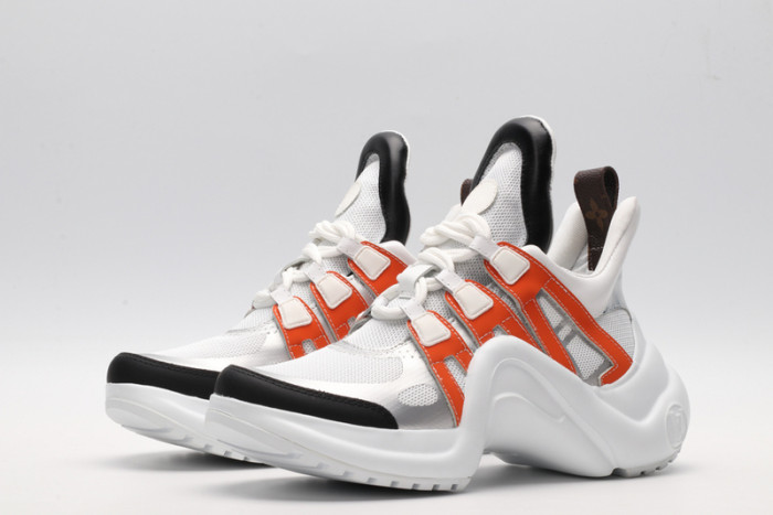 l0vt sneakers