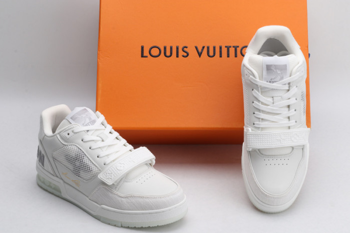 l0vt sneakers