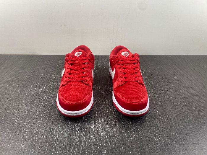 nike dunk low gs “valentine