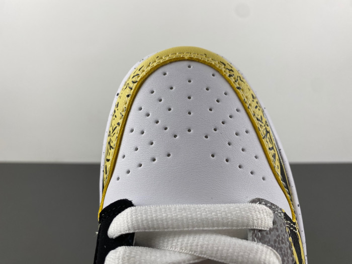 Division Street x Nike Dunk Low “What The Duck” (Away) HV1454-100