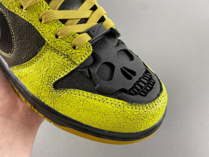 Nike Dunk Low “Halloween” HV6103-300