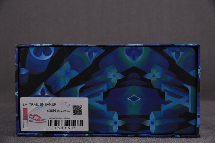 l0vt sneakers