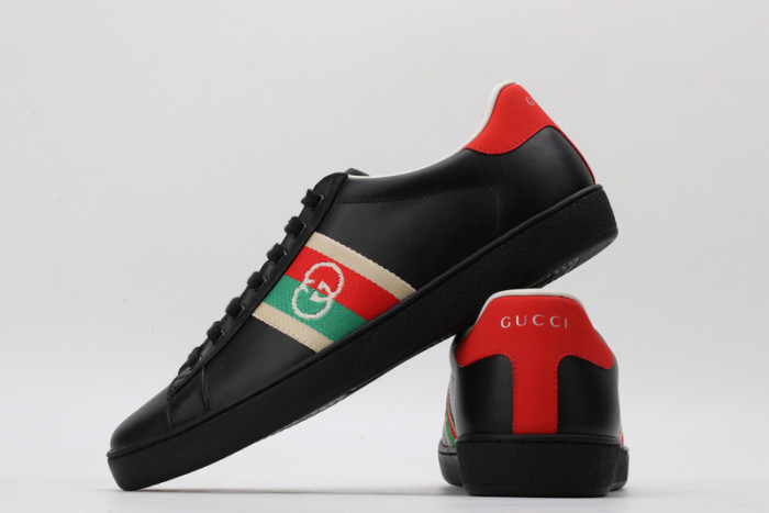 g*u*i ace embroidered low-top sneaker e2322