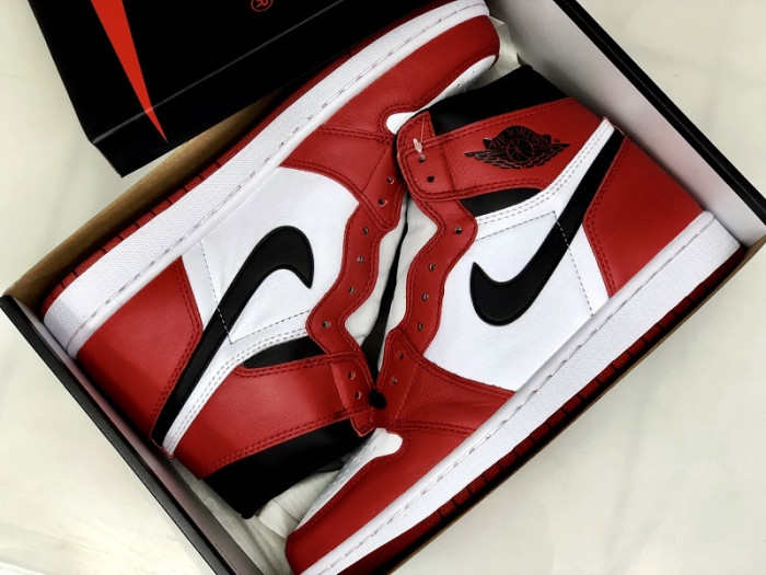 air jordan 1 retro high og chicago 555088-101