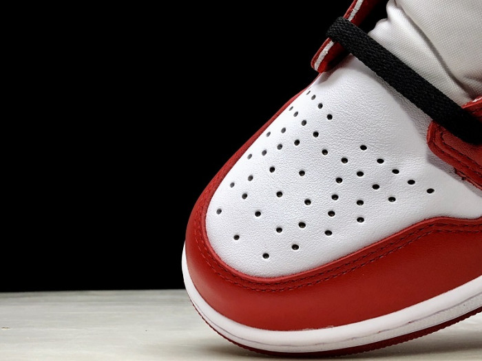 air jordan 1 retro high og chicago 555088-101