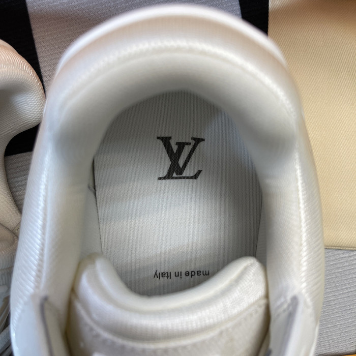 l0vt sneakers