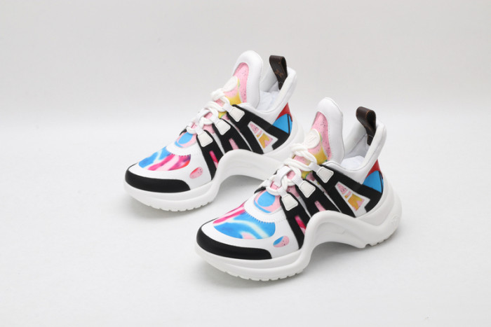 l0vt sneakers