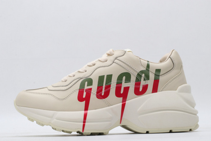 g*u*i ace embroidered low-top sneaker e2285