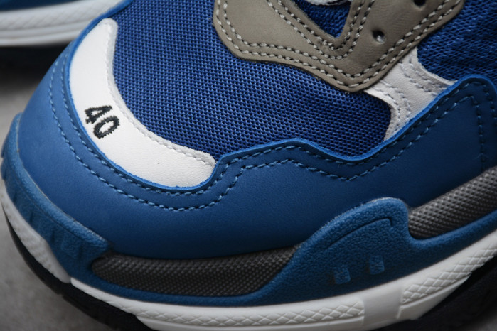 Ba*len*cia*ga triple s sneaker w09o5 7418