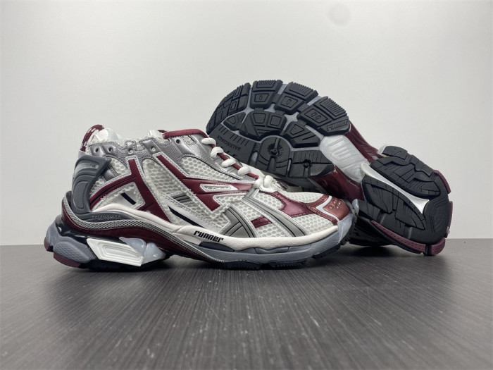 Ba*len*cia*ga runner w3rb8 9069