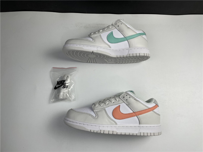 nike dunk low tropical twist cw1590-101