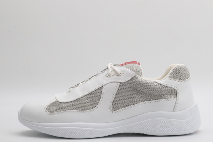 pra*a sneaker p012