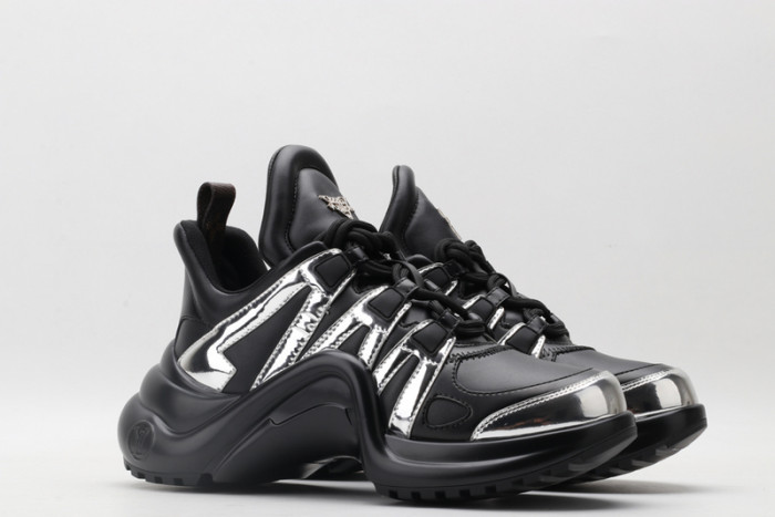 l0vt sneakers