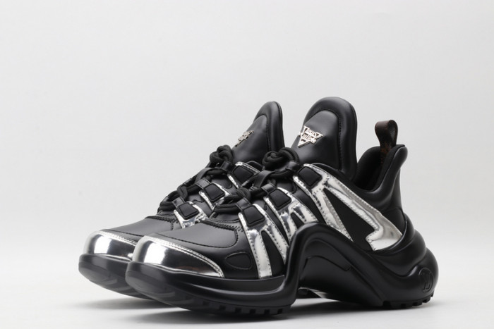 l0vt sneakers