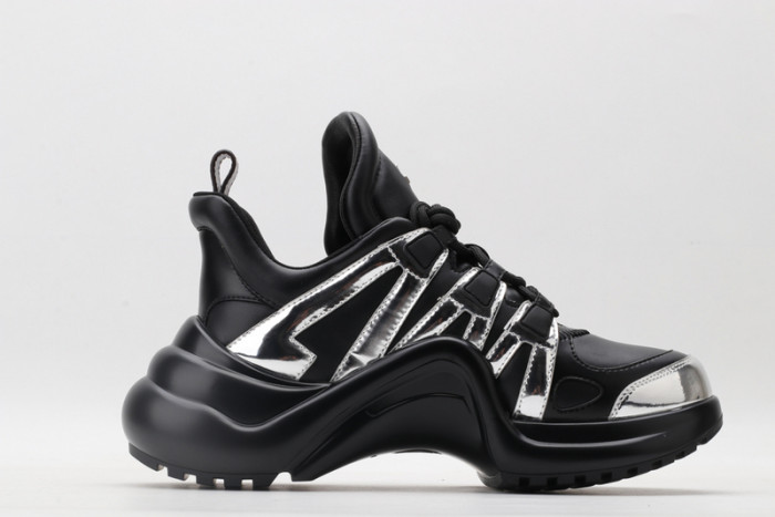 l0vt sneakers