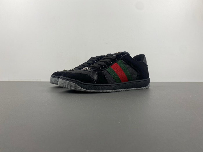 G*u*i ACE EMBROIDERED LOW-TOP SNEAKER G111