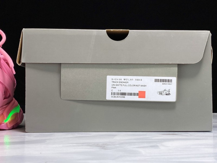 Ba*len*cia*ga track led trainers 3.0 led ecbl911661c