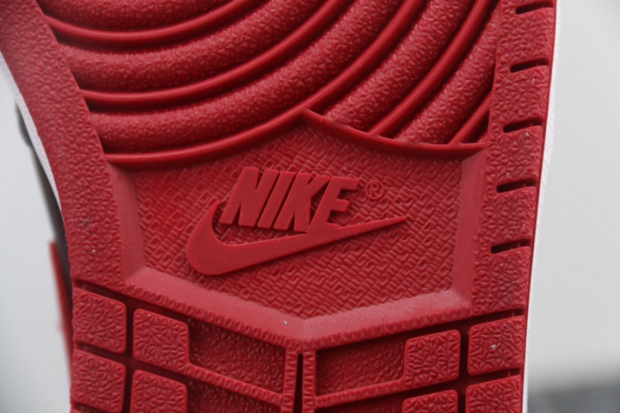 air jordan 1 retro high bred banned 555088-001