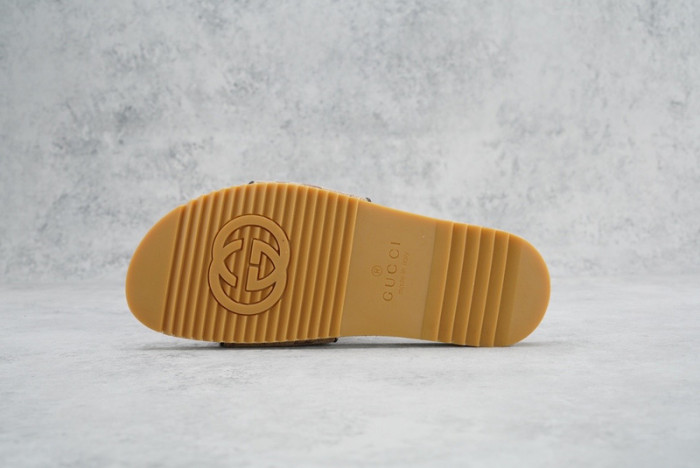 G*u*i SANDALS D06668