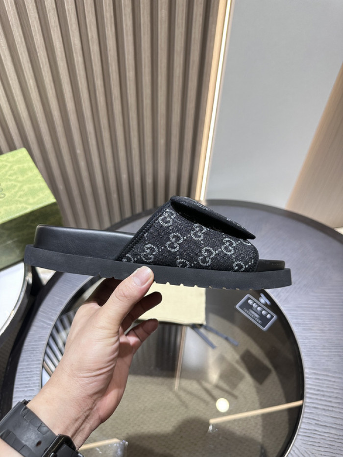 g*u*i sandals d06666