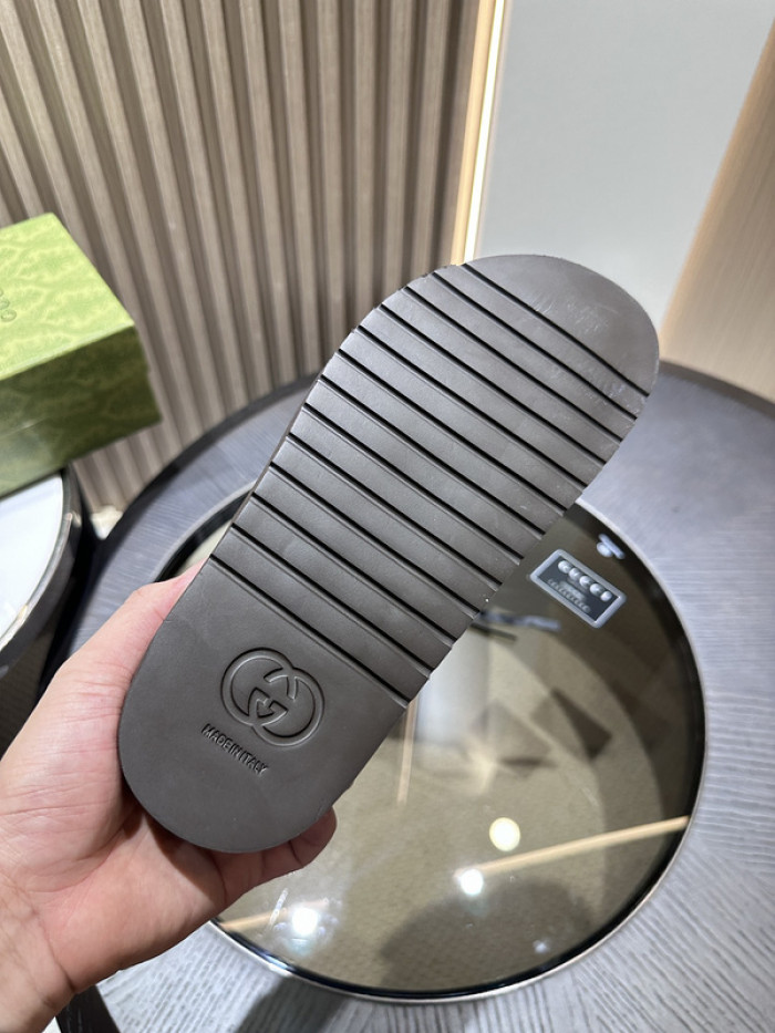 g*u*i sandals d06663