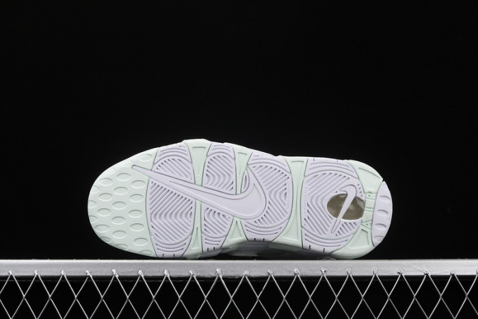 air more uptempo barley green/white 917593-300