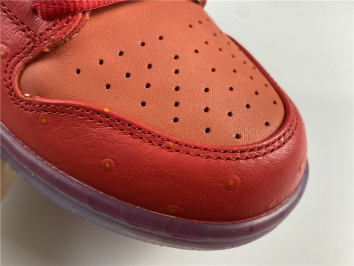 nike dunk low “strawberry cough“ cw7093-601