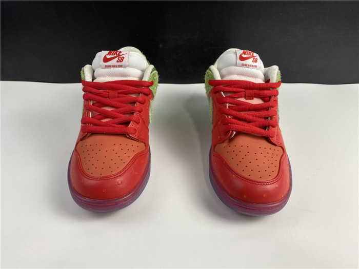 nike dunk low “strawberry cough“ cw7093-601