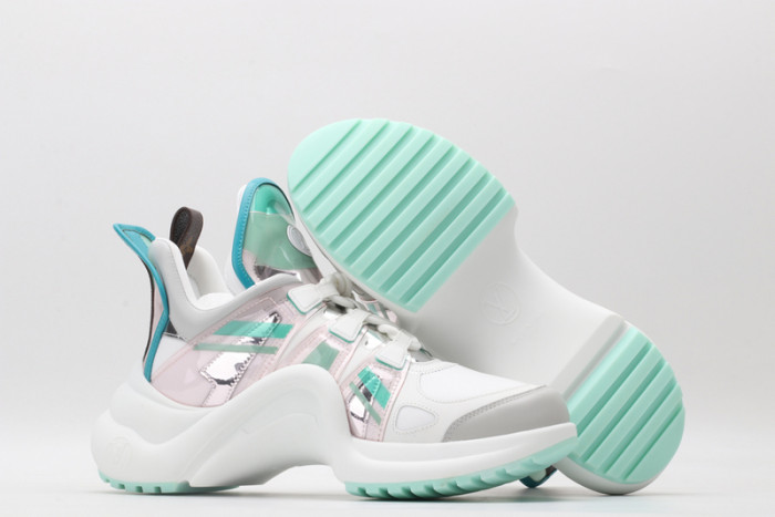 l0vt sneakers