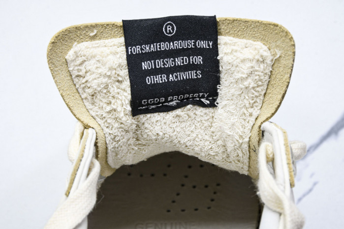 Golden Go*e S*per-Star SNEAKER GG07
