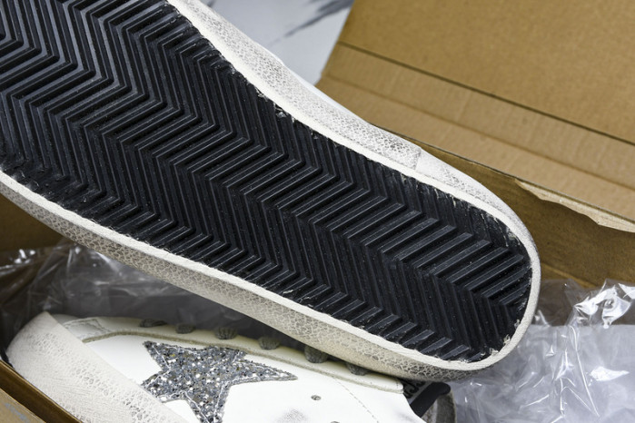 Golden Go*e S*per-Star SNEAKER GG09