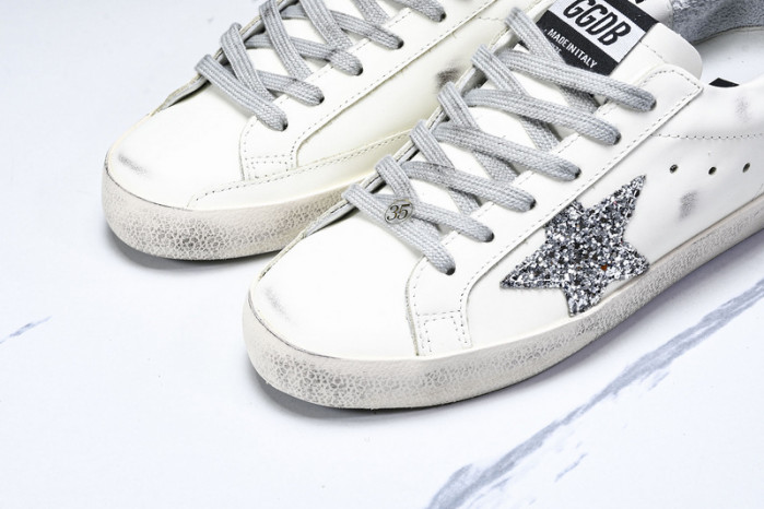 Golden Go*e S*per-Star SNEAKER GG09