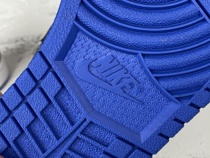 air jordan 1 aj 1 retro high royal toe 555088-041