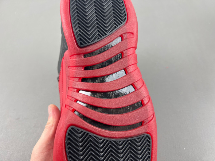 Jordan 12 Retro Flu Game (2025) 130690-002
