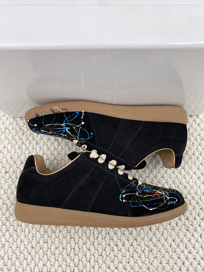 ma*s*n Ma*i*la sneakers