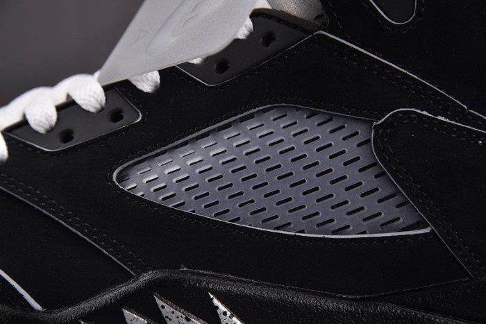 AIR JORDAN 5 “BLACK METALLIC REIMAGINED” HF3975-001