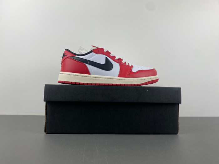 Jordan 1 Low OG "Chicago"HQ6998-600